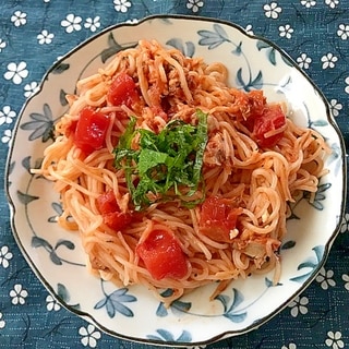 サバ缶とトマトのそうめんチャンプルー